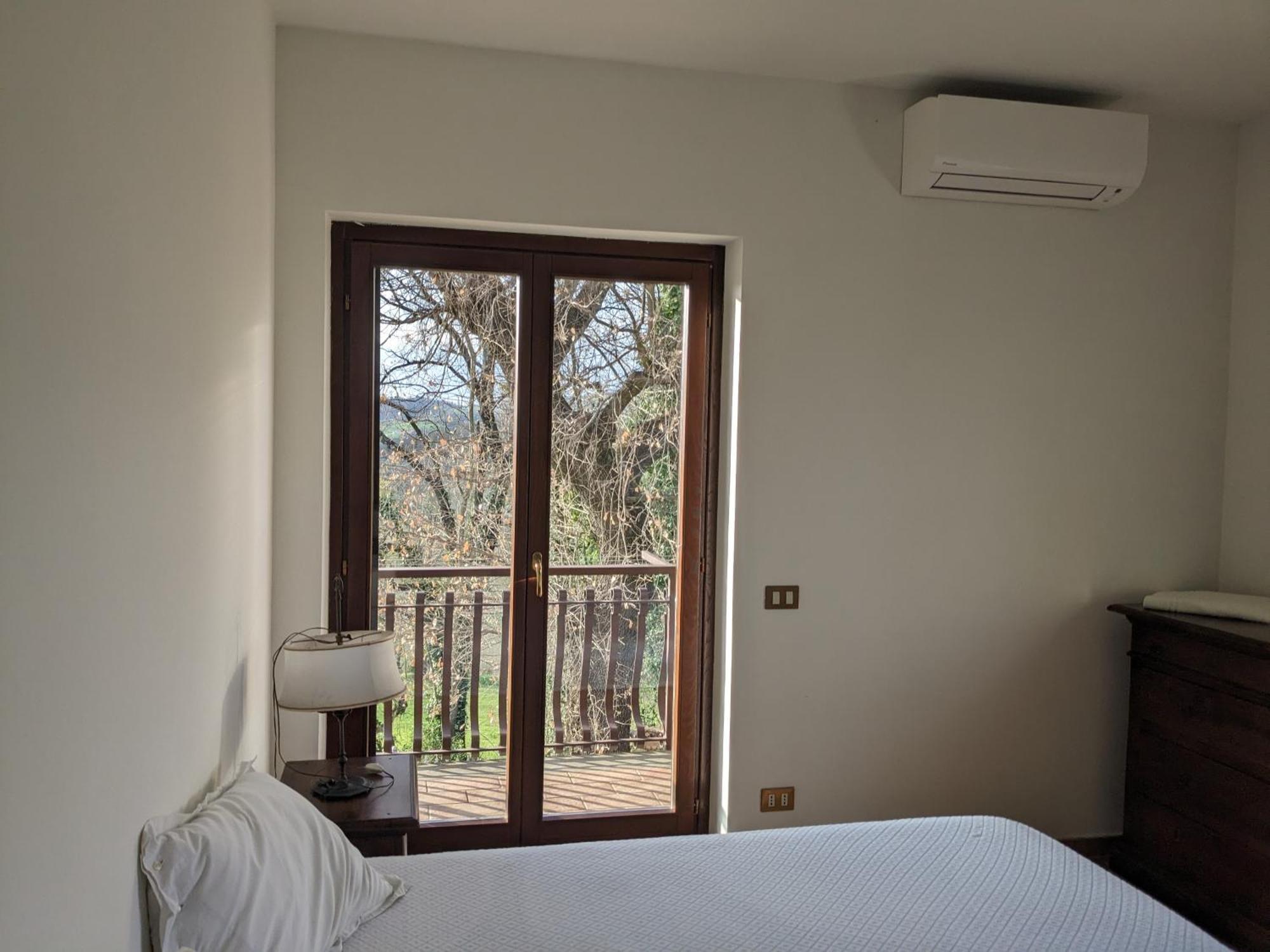 Villa Pacchini Poggio Mirteto Pokoj fotografie