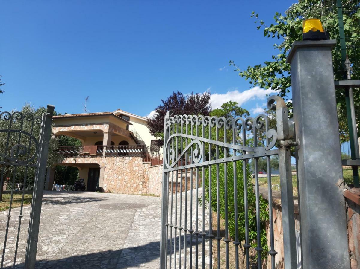 Villa Pacchini Poggio Mirteto Exteriér fotografie